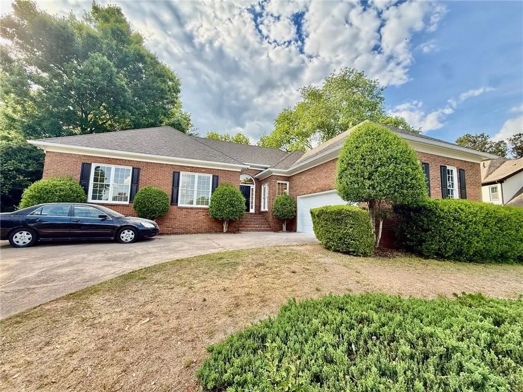 3607 Hampstead Lane Ne, Roswell