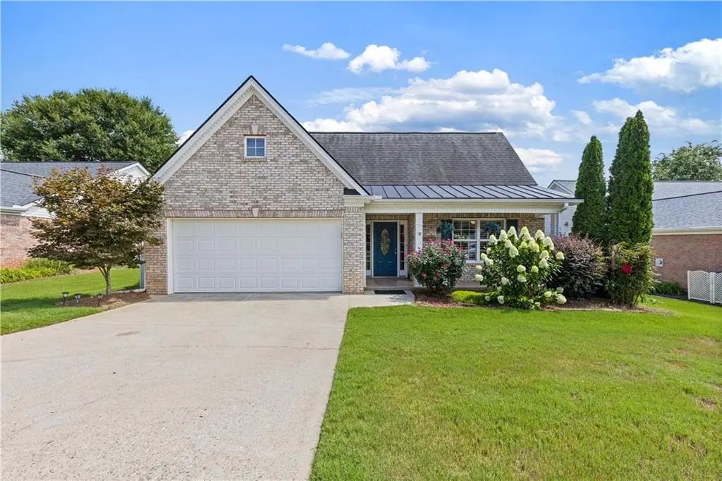 112 Clubhouse Drive, Jefferson