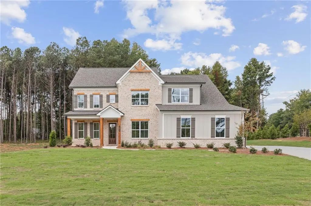224 Knollwood Bend, Canton
