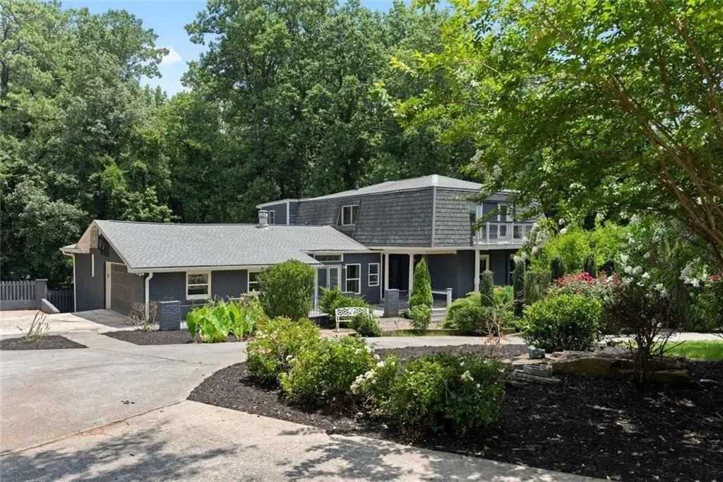 212 Kings, Marietta