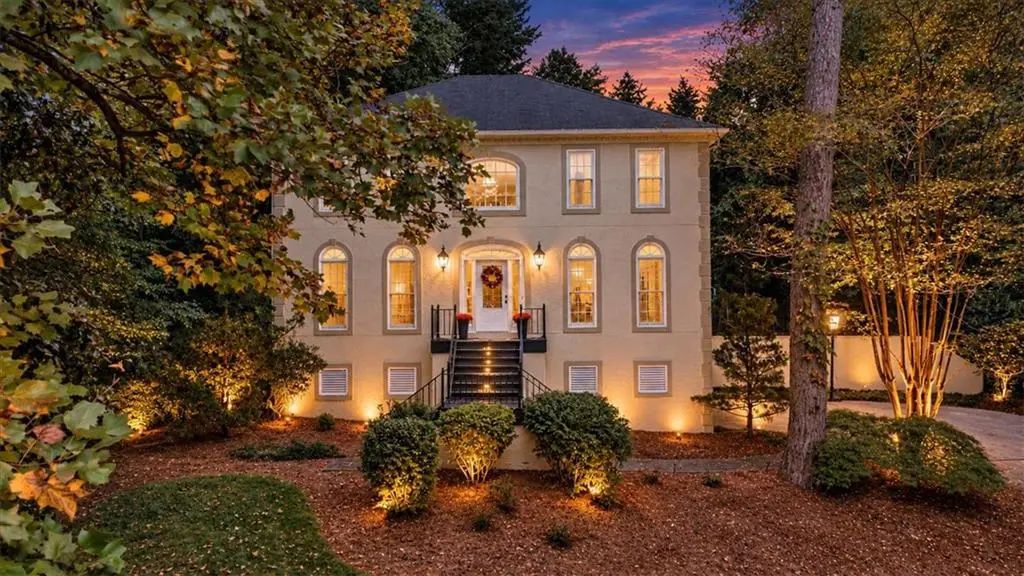 320 Kings Court Ne, Marietta