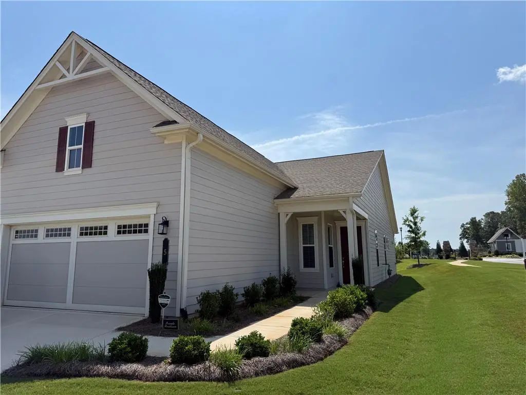 5 Club Cresswind Drive, Newnan