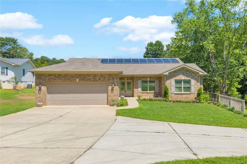 5988 Shadburn Ferry Road, Buford