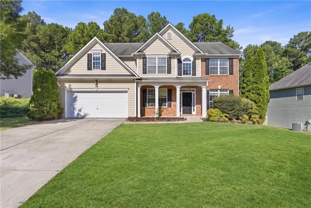 1332 Melrose Woods Lane, Lawrenceville