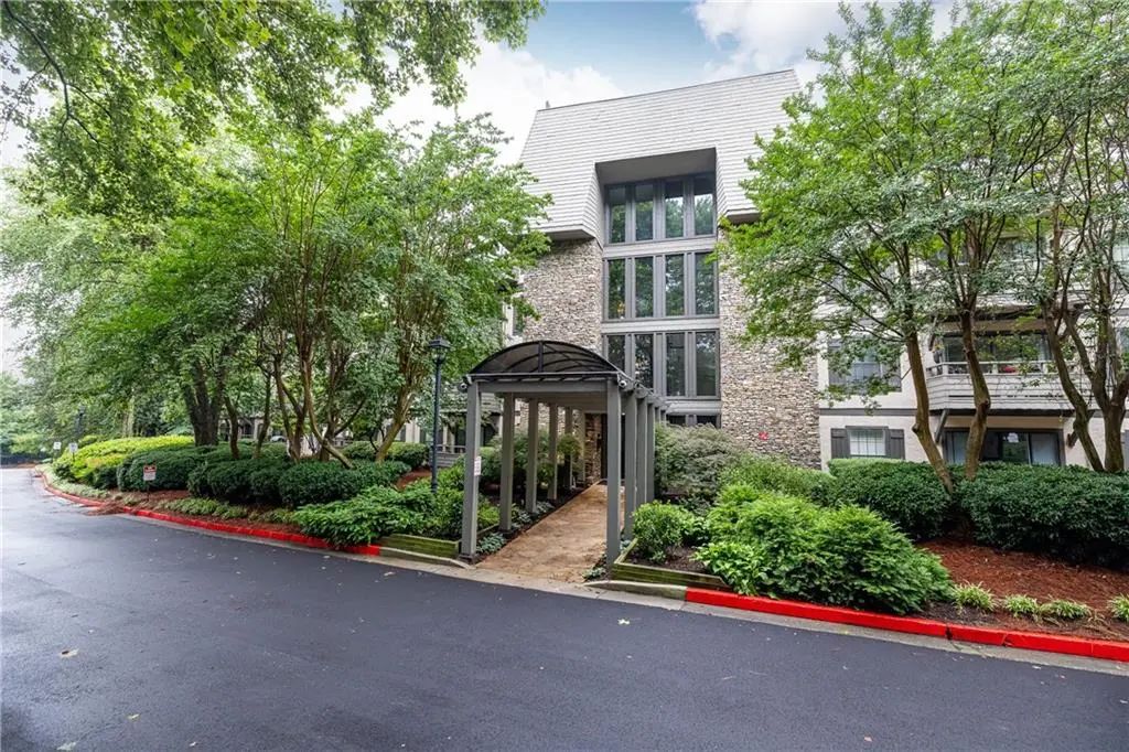 1314 Highland Bluff Se, Atlanta