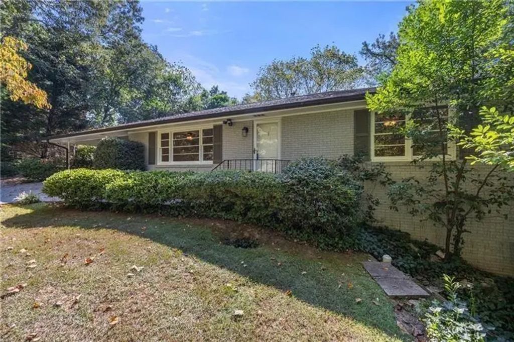 535 Valley Lane, Atlanta