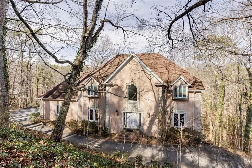 5105 Jett Forest Trail Nw, Atlanta