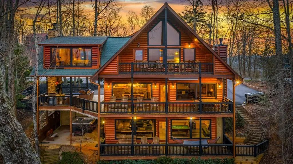 176 Katahdin Drive, Mineral Bluff
