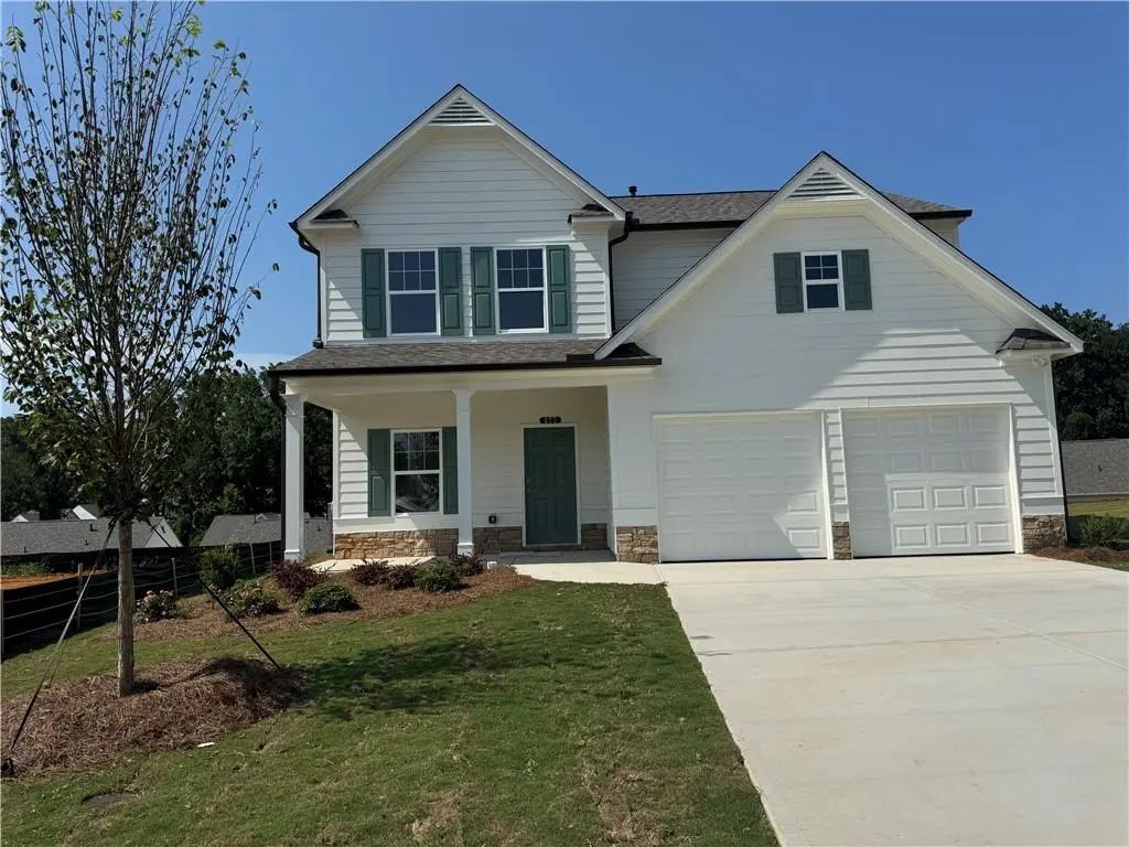 825 Oakmont Trace, Canton
