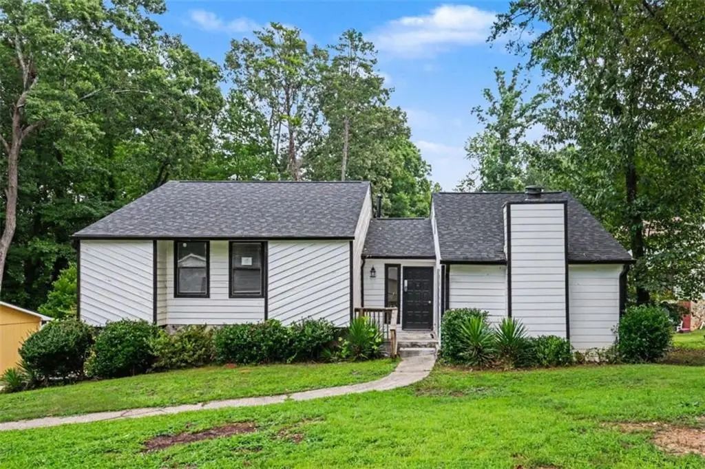 1144 Cedar Log Place, Austell