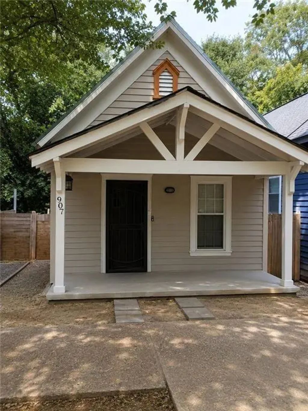 907 Smith Street Sw, Atlanta