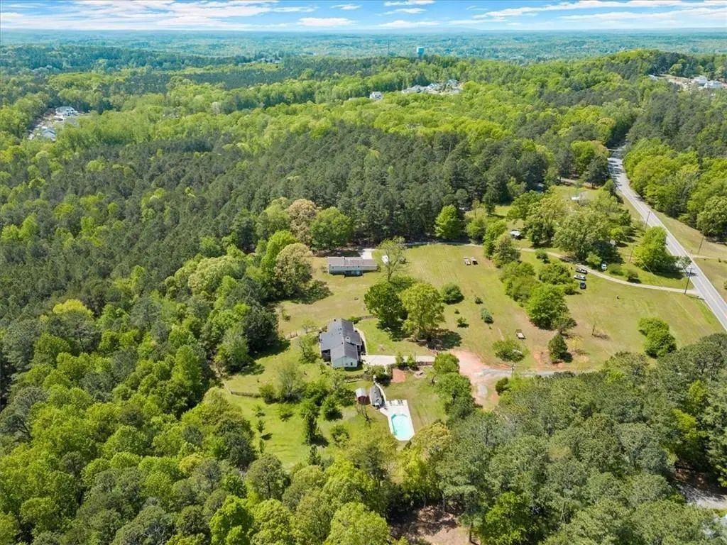 16160 Henderson Road, Alpharetta