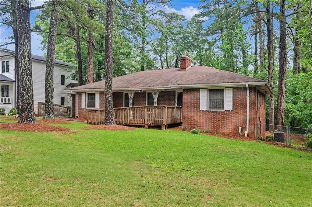 424 E Pharr Road, Decatur