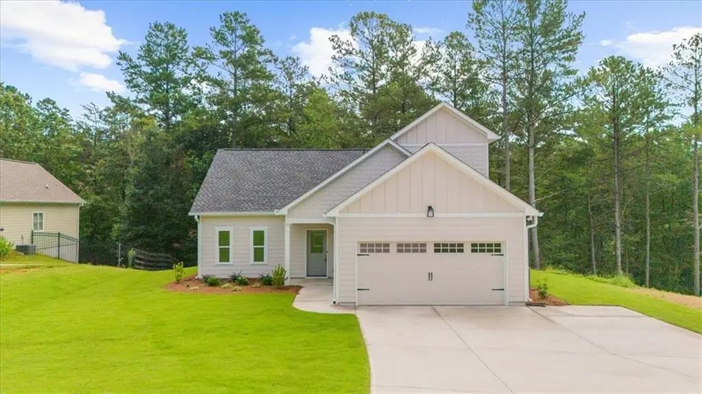 370 West Woods Drive, Dahlonega