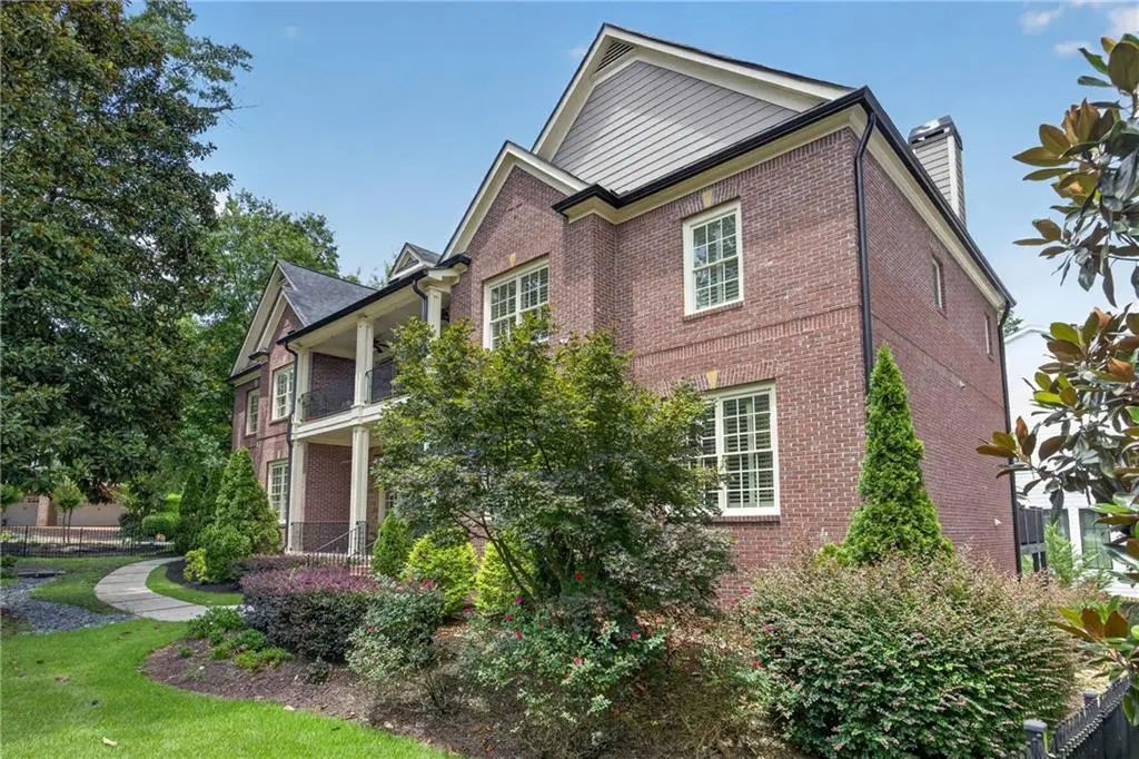 3295 Osborne Road Ne, Brookhaven