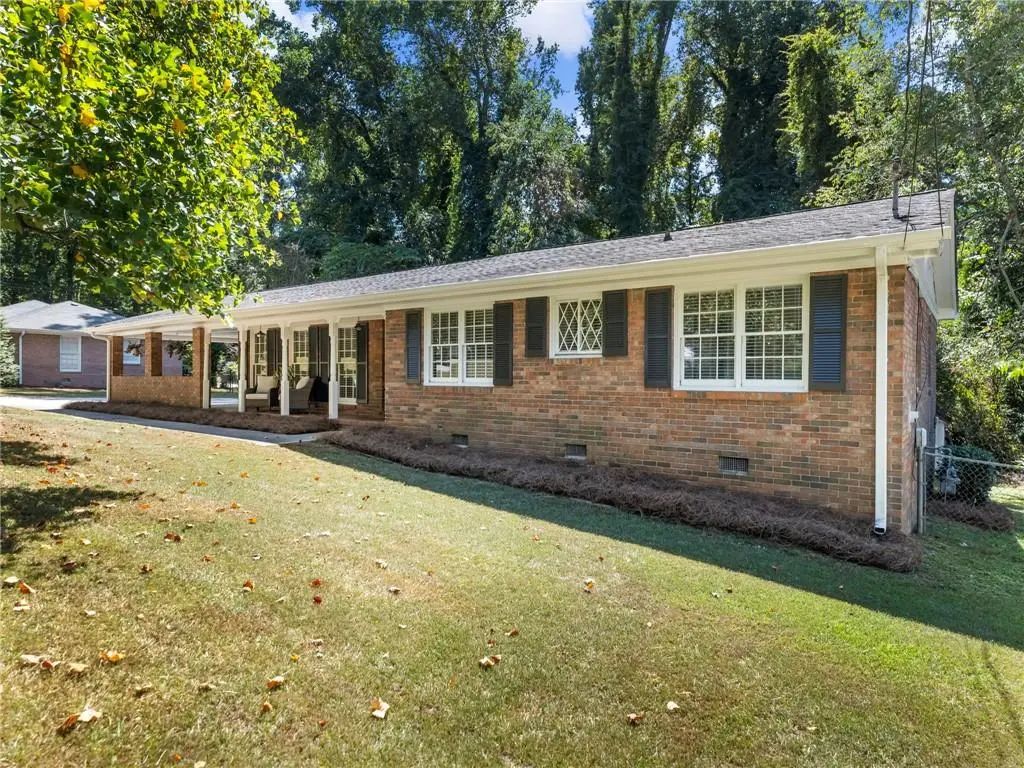 2065 Oak Road, Snellville