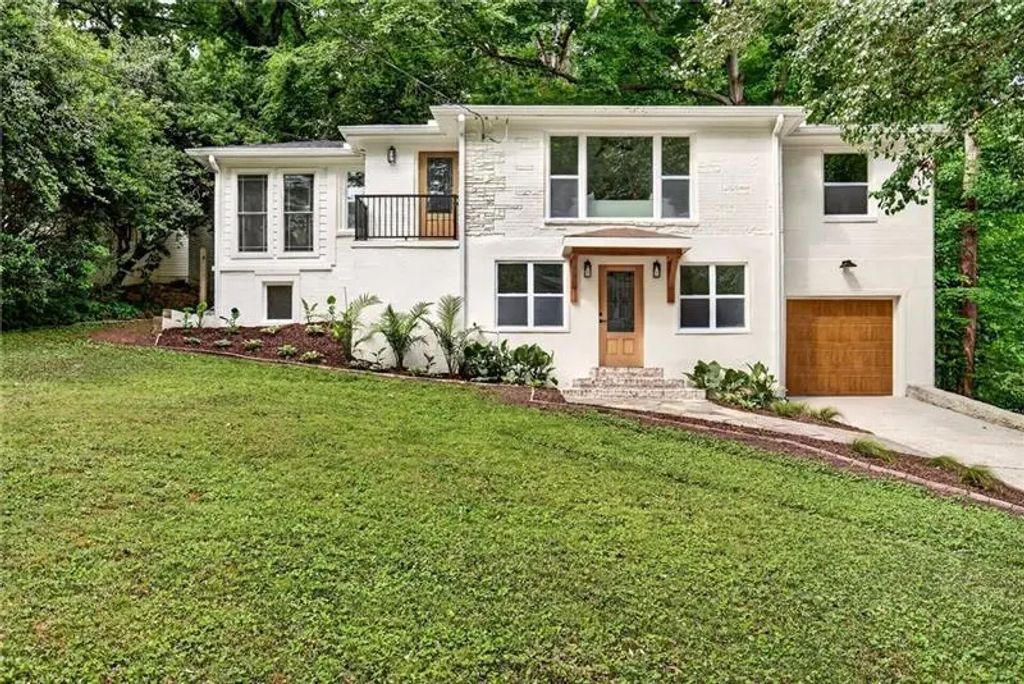 656 Channing Drive Nw, Atlanta