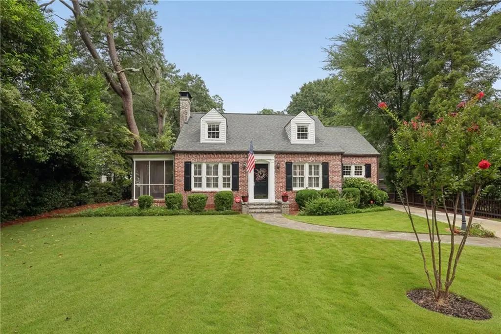 3054 Peachtree Drive Ne, Atlanta