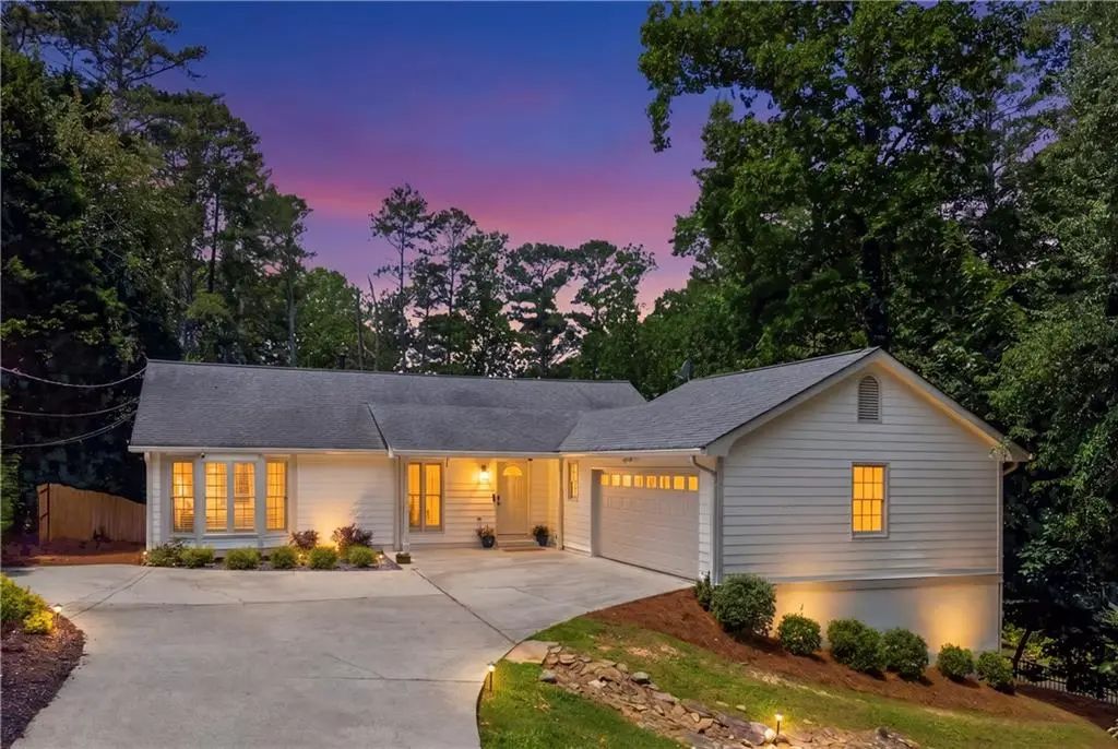 6014 Lake Lanier Heights Road, Buford