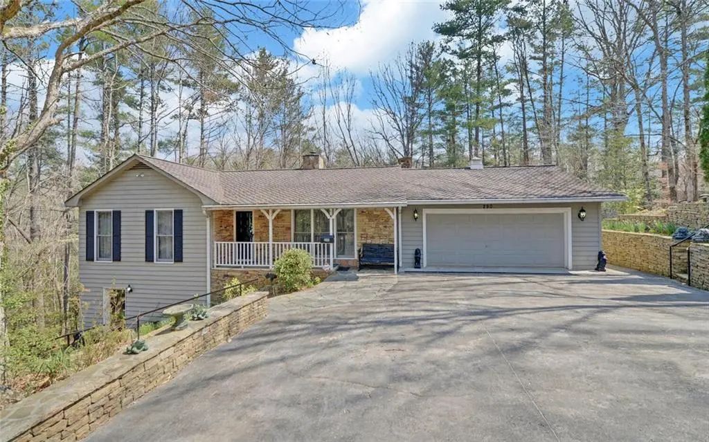 290 Waterfall Drive, Cleveland
