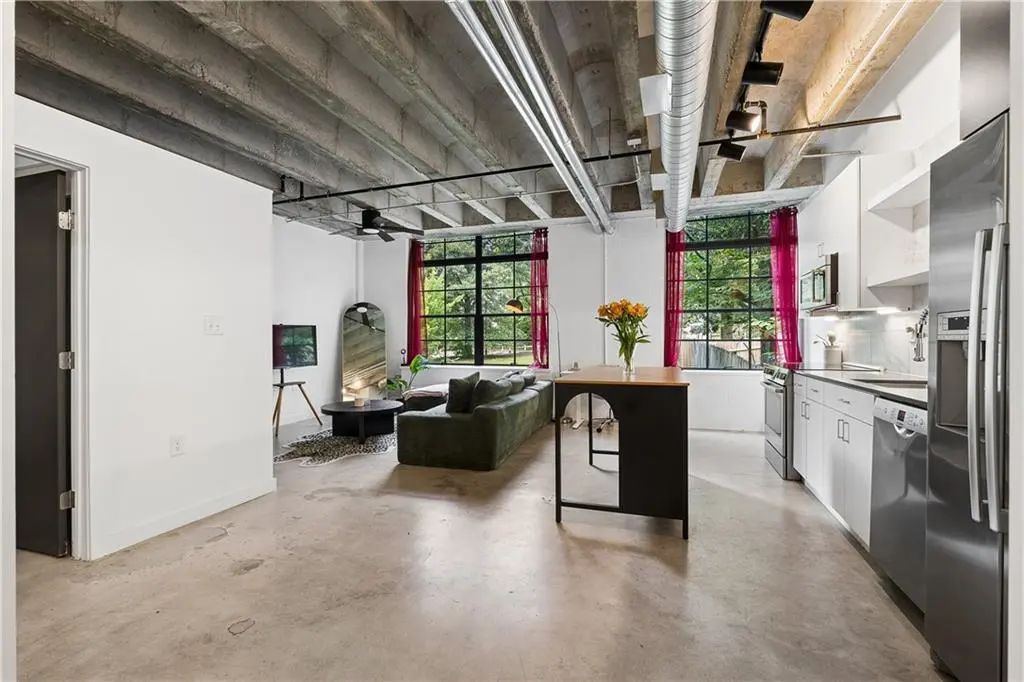 Unit 204 - 1065 United Avenue, Atlanta