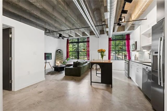 Unit 204 - 1065 United Avenue, Atlanta