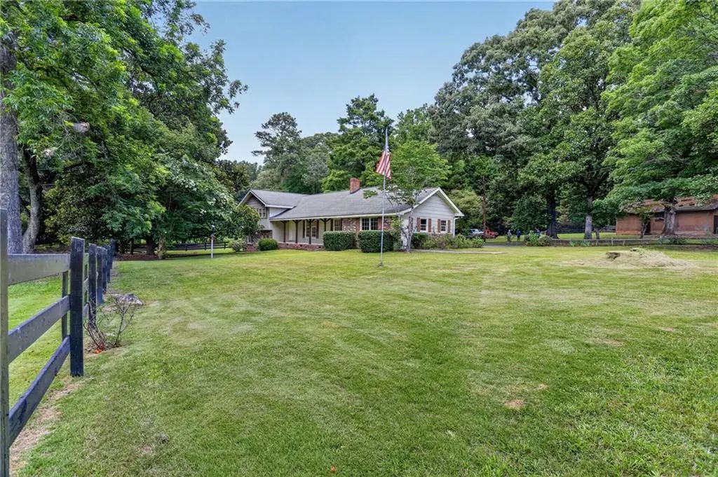 3333 Jonesboro Road Se, South Fulton