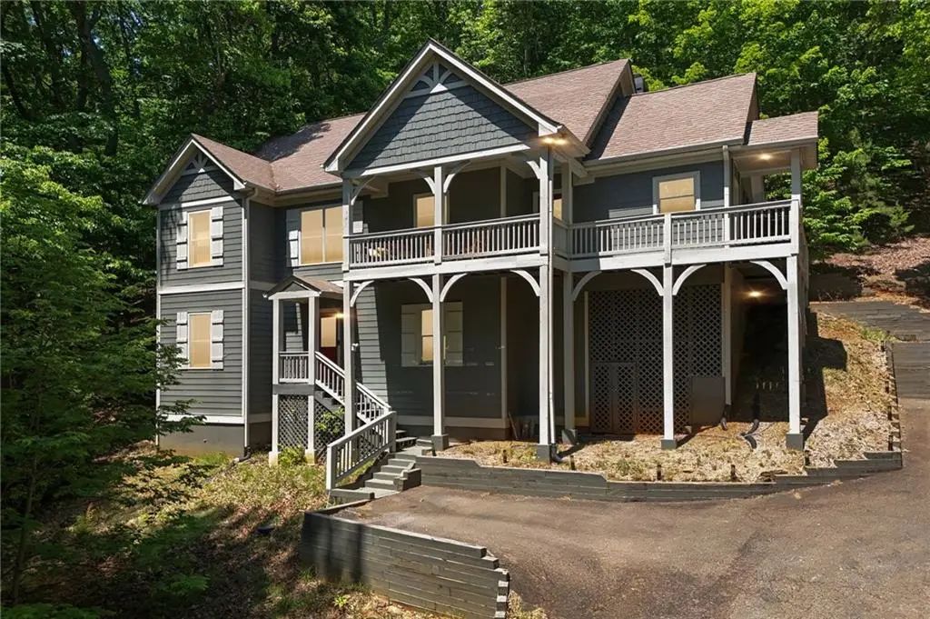 22 Windflower Drive, Big Canoe