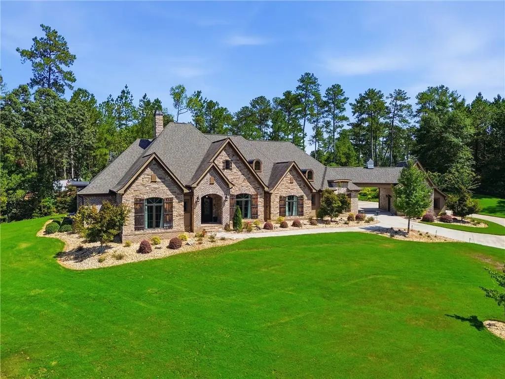 515 River Forest Drive, Forsyth