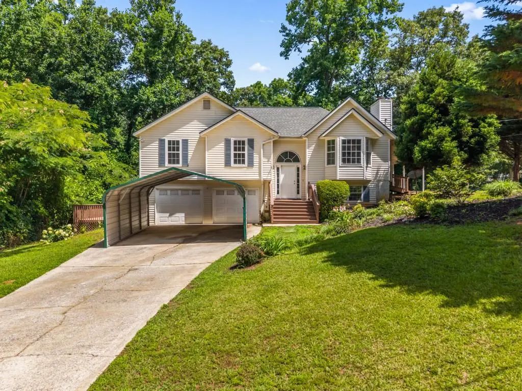 187 Fair Havens Drive, Hiram