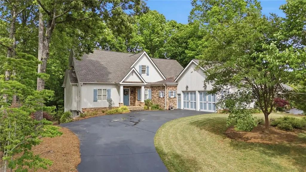 447 Night Fire Drive, Dawsonville