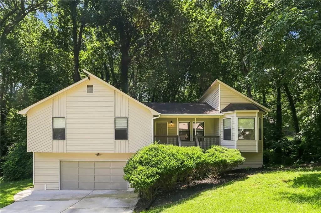 5561 Deerfield Place Nw, Kennesaw