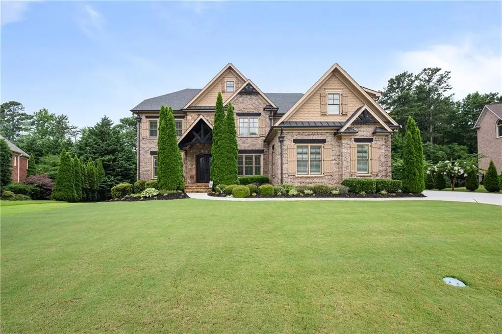 2220 Cambridge Hill Court, Dacula