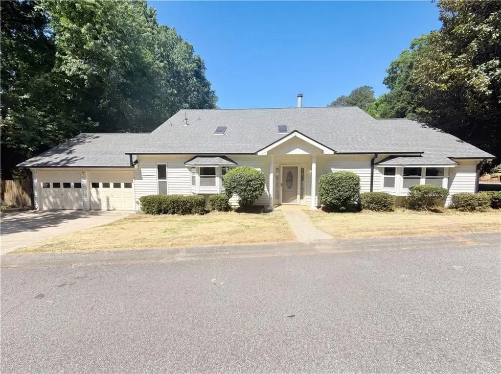 2988 Chipmunk Trail Se, Marietta