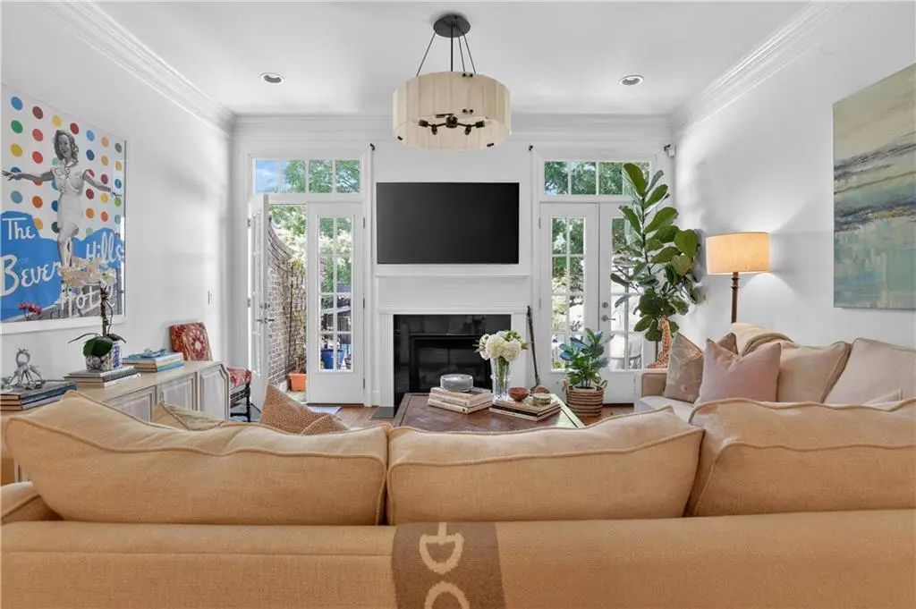 3552 Roswell Road Nw, Atlanta