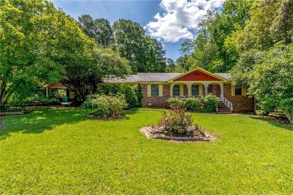 2218 Young Road, Stone Mountain