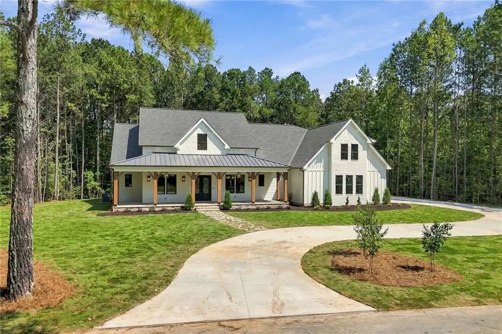 5948 Mccoy Road, Acworth