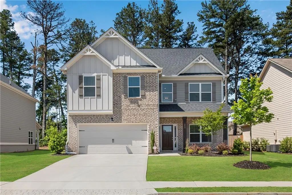582 Eagles Nest Circle, Auburn