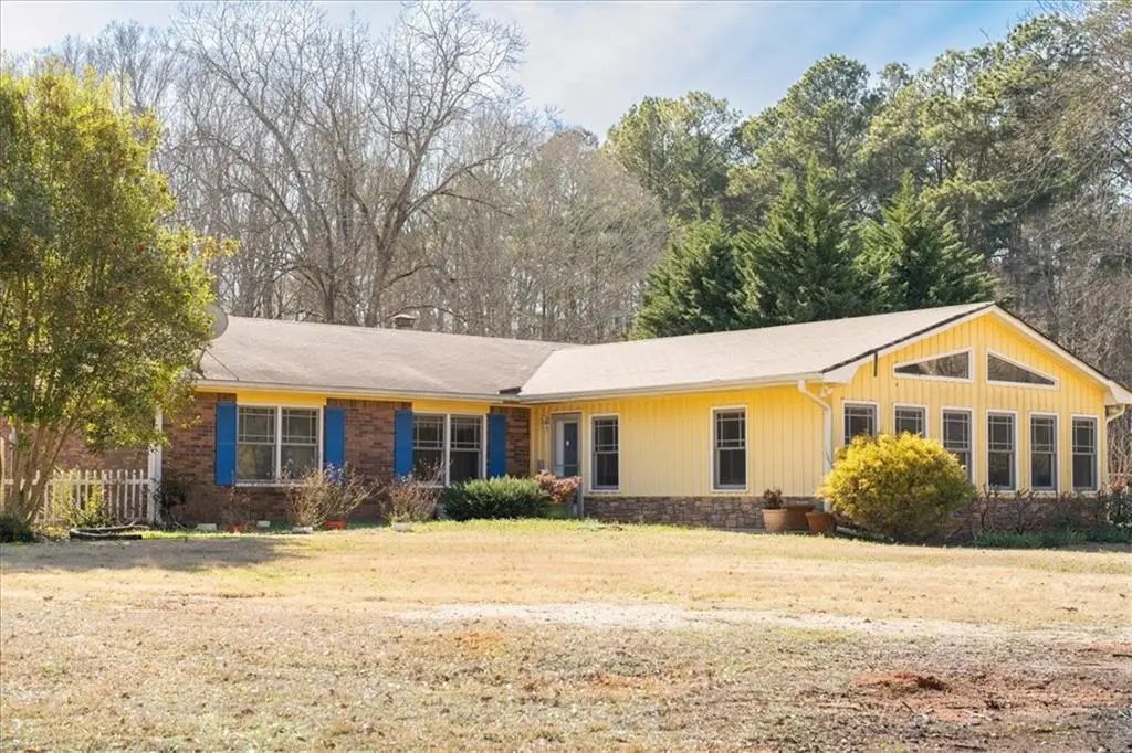 137 Meadow Wood Lane, Monroe