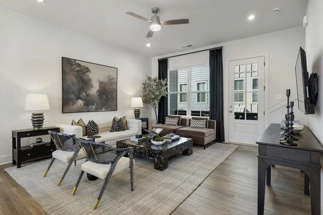 1355 Breezy Street Se, Atlanta