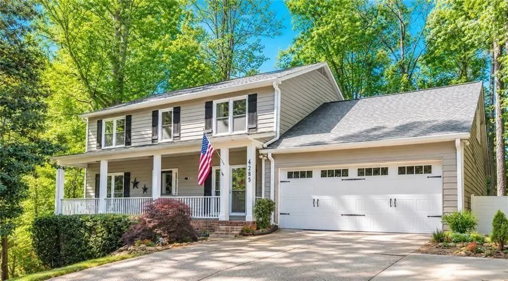 4285 Blackland Way, Marietta