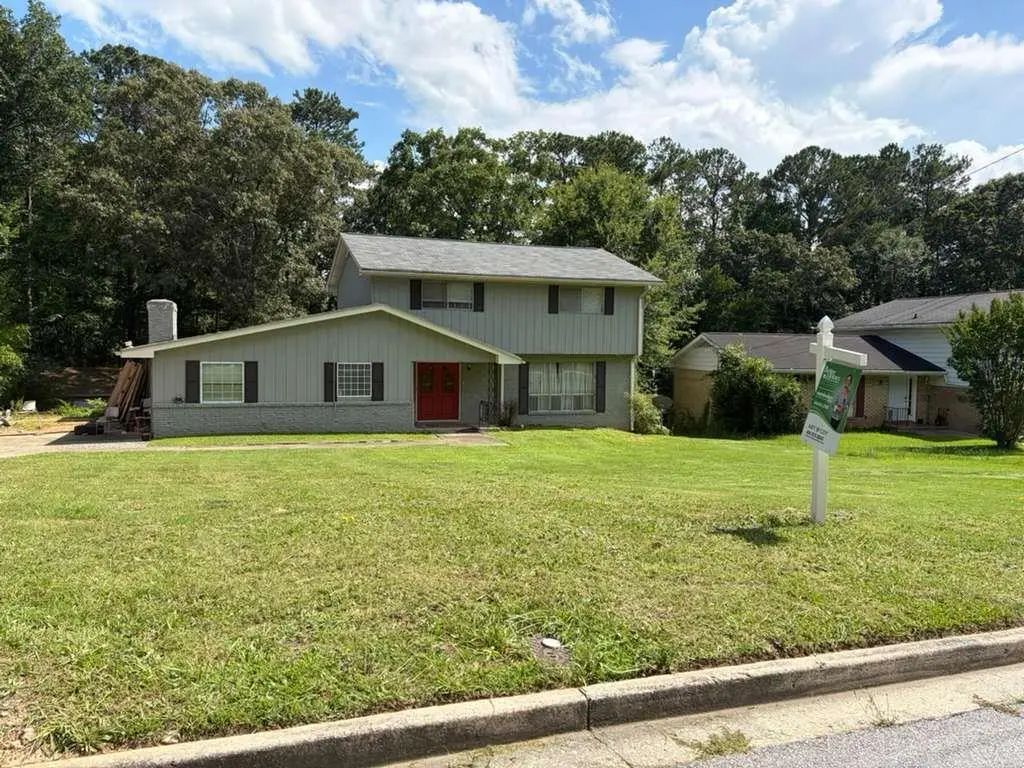 2460 Hallie Mill Road, Atlanta