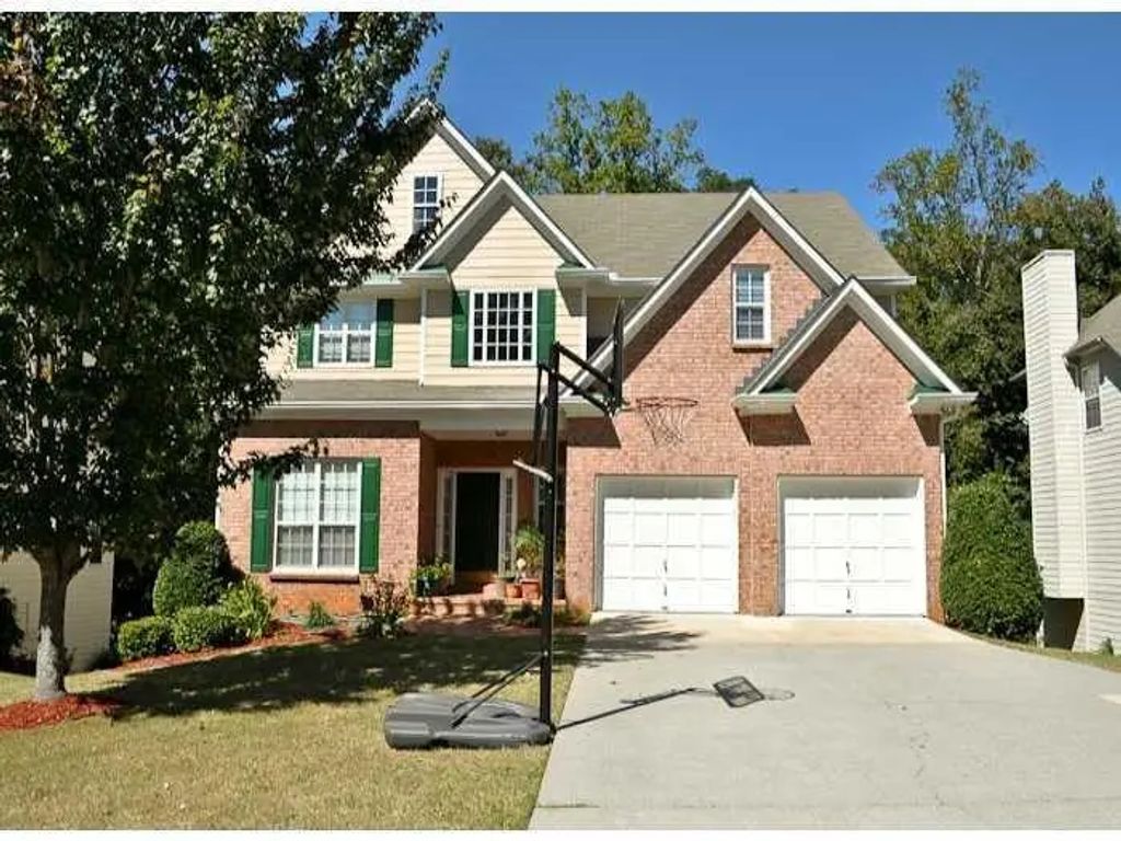 625 Kingsport Drive, Roswell