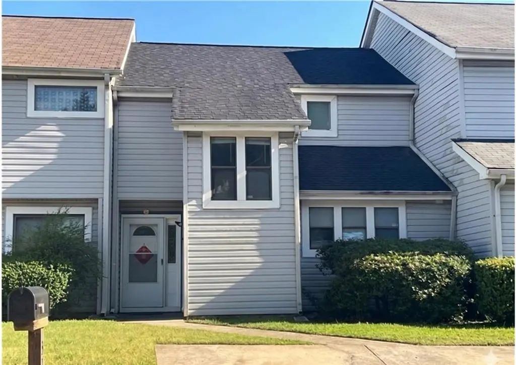3285 Tennington Pl, Lawrenceville