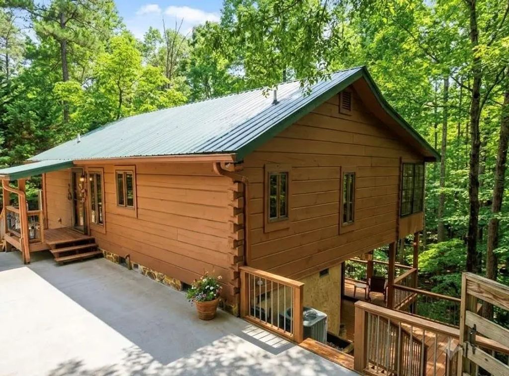 266 Chimney Rock Road, Cherry Log