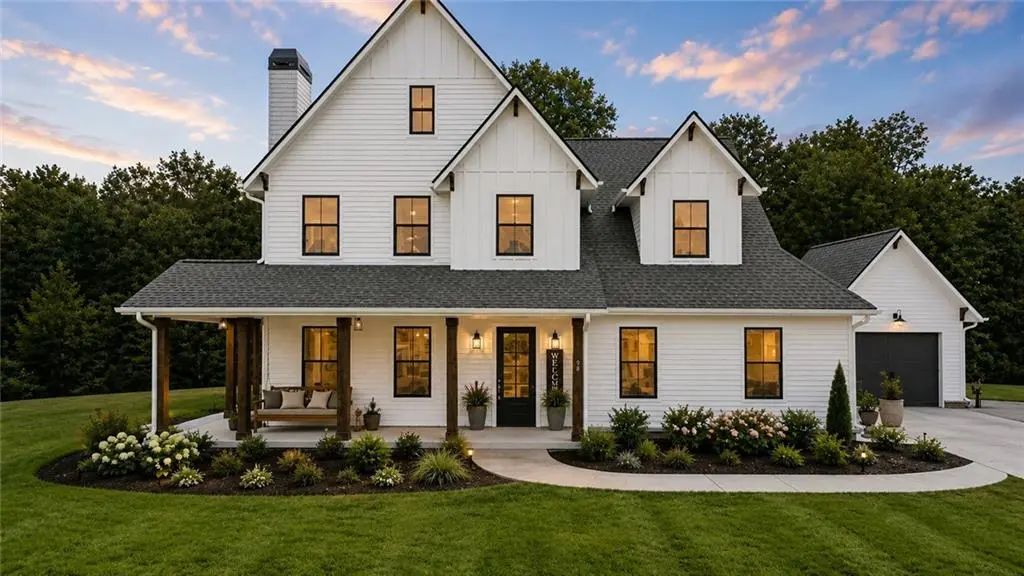 95 Old Town Road, Dacula