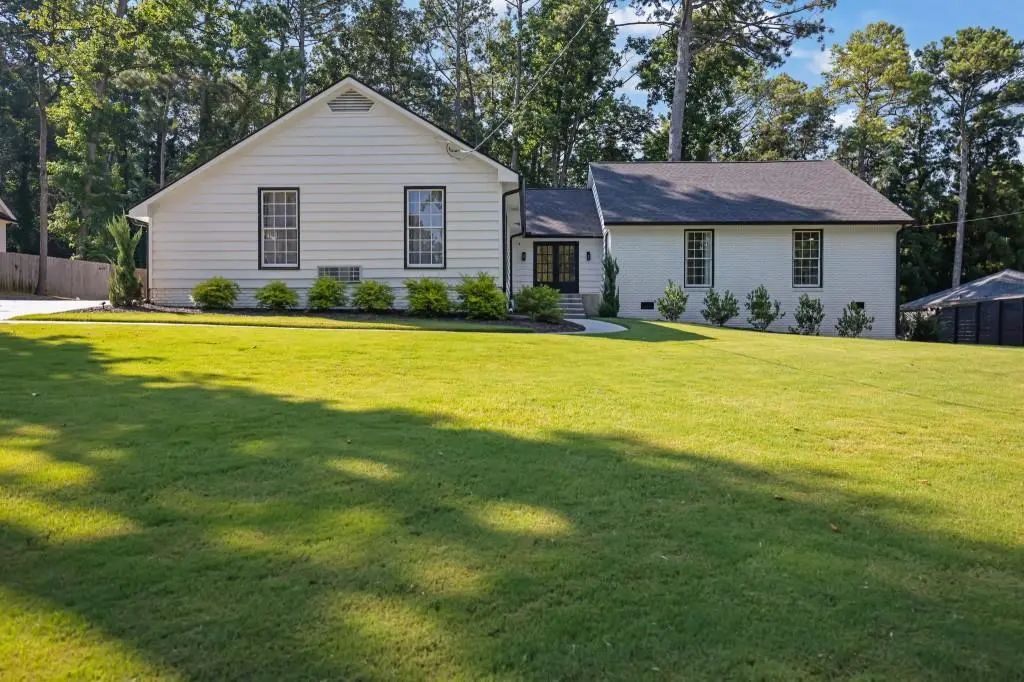514 Dogwood Circle, Norcross