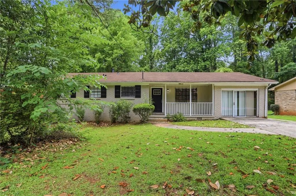 2749 Williamsburg Drive, Decatur