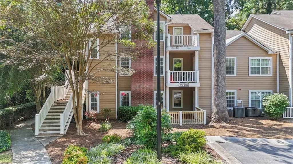 2210 River Heights Court Se, Marietta