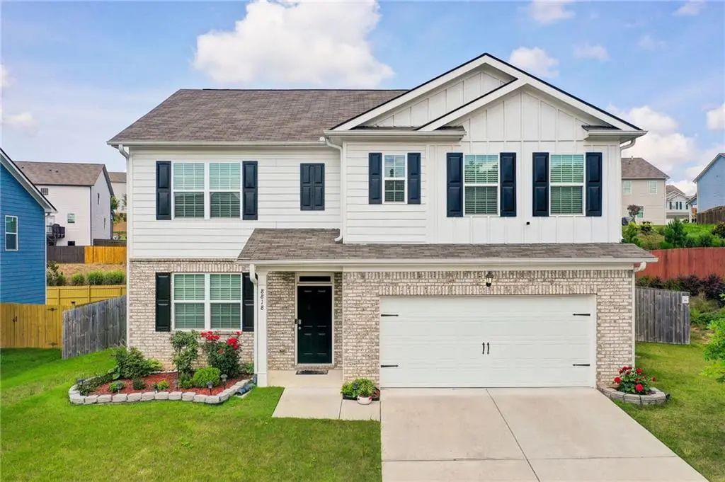 8818 Sibella Court, Lithia Springs